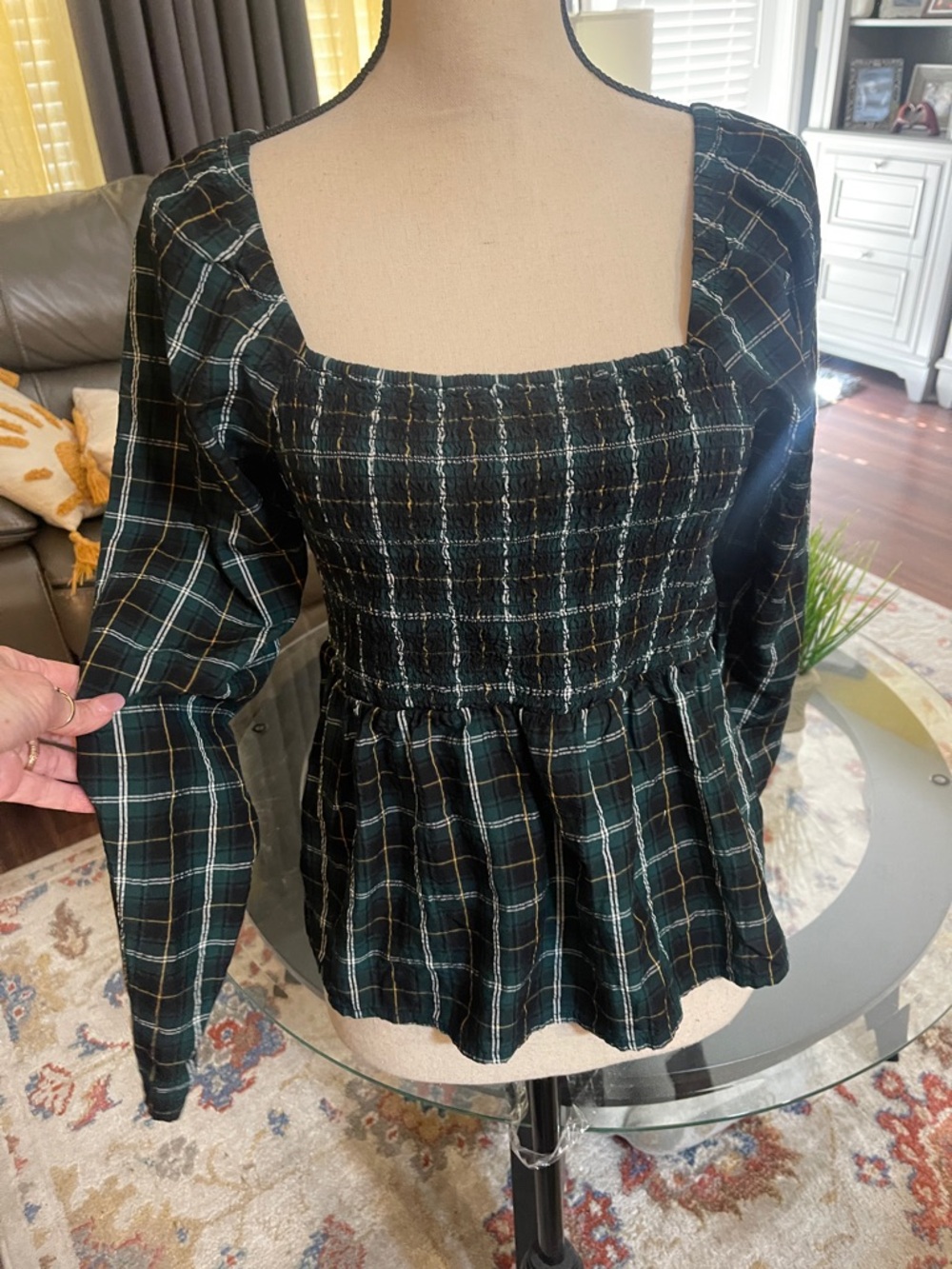 Old Navy Dark Green Plaid Smocked Square-Neck Peplum Blouse